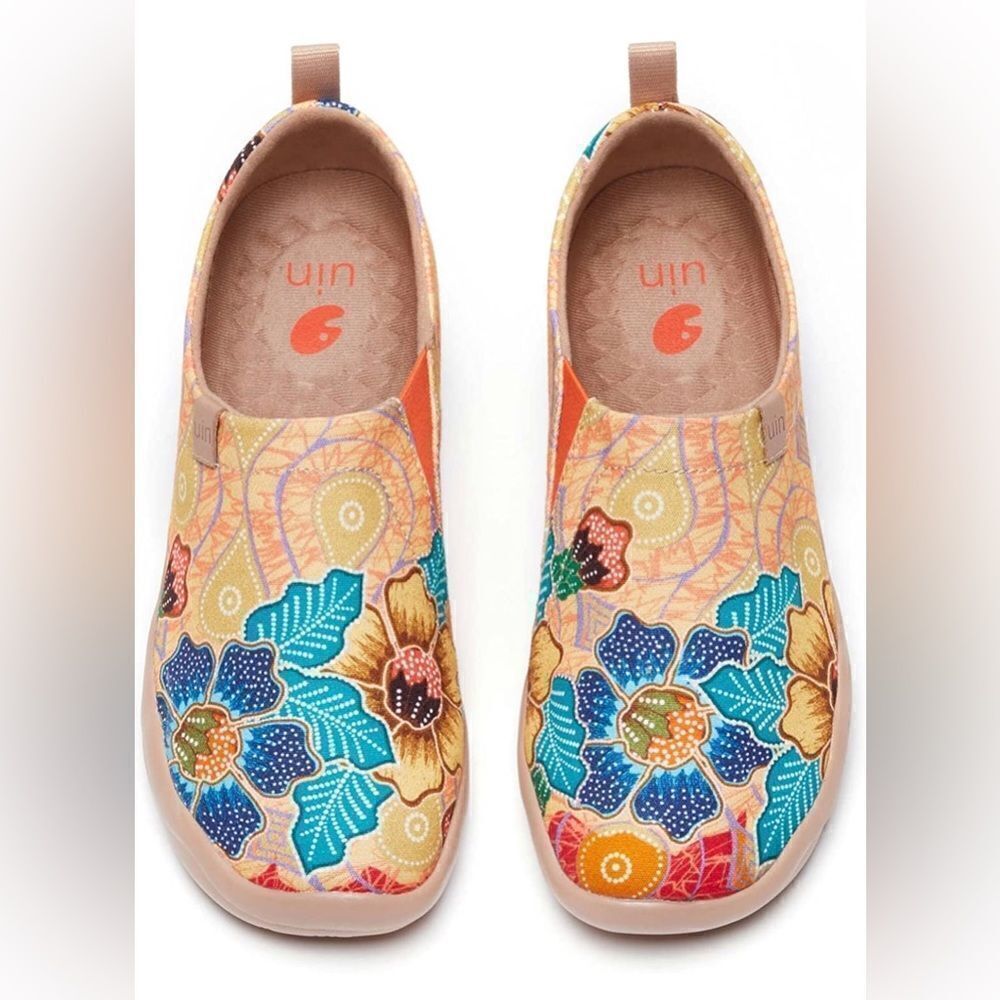 UIN Women's Floral Art Sneaker Painted Canvas Slip-On Travel Shoes(Batik Flower)
